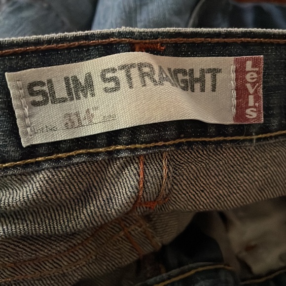 Levi Jeans - Picture 4 of 5